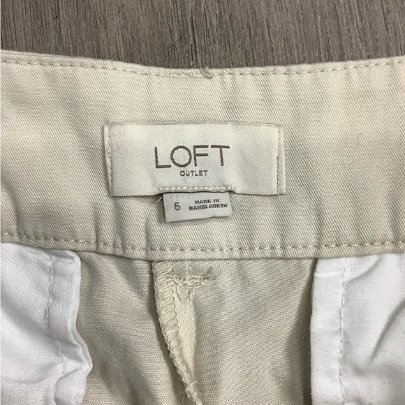 Women's Ann Taylor Loft 6 Small Shorts Chino Khakis Cream Cotton High Rise NWOT - Picture 6 of 9